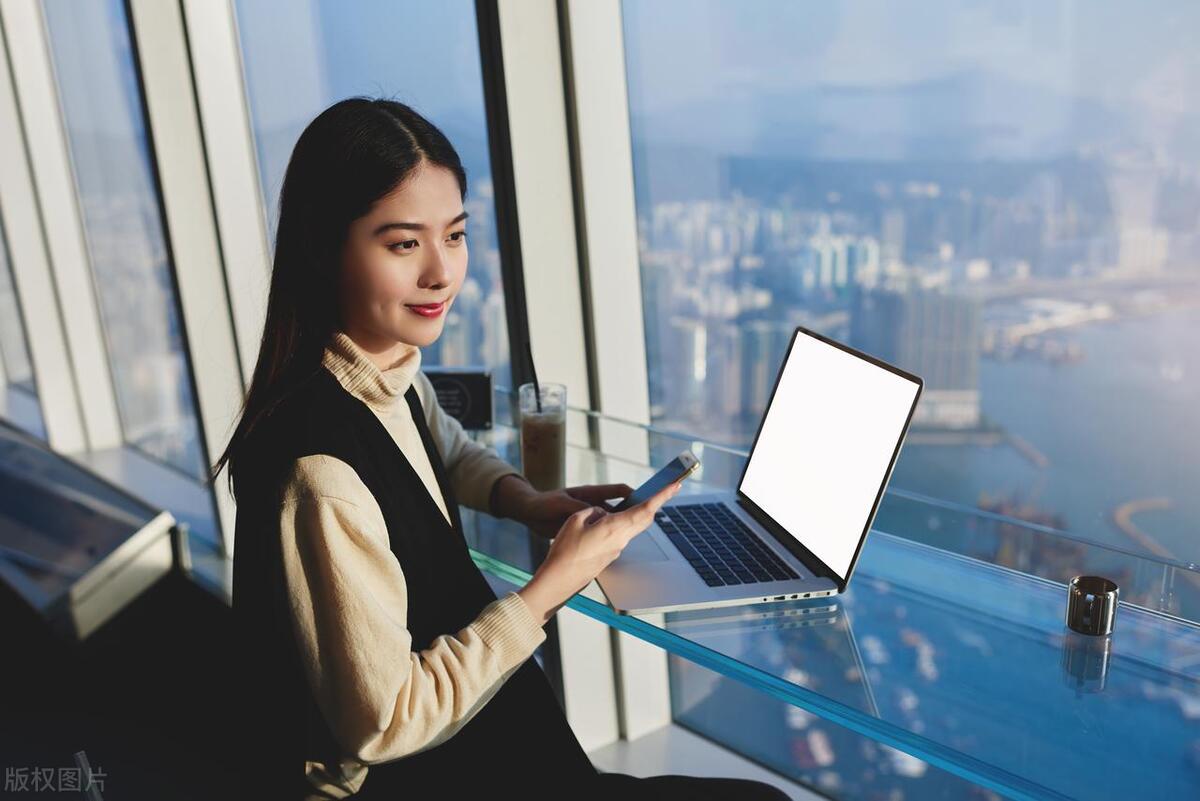 香港留学和英国留学性价比,英国留学vs澳洲留学我该选哪个