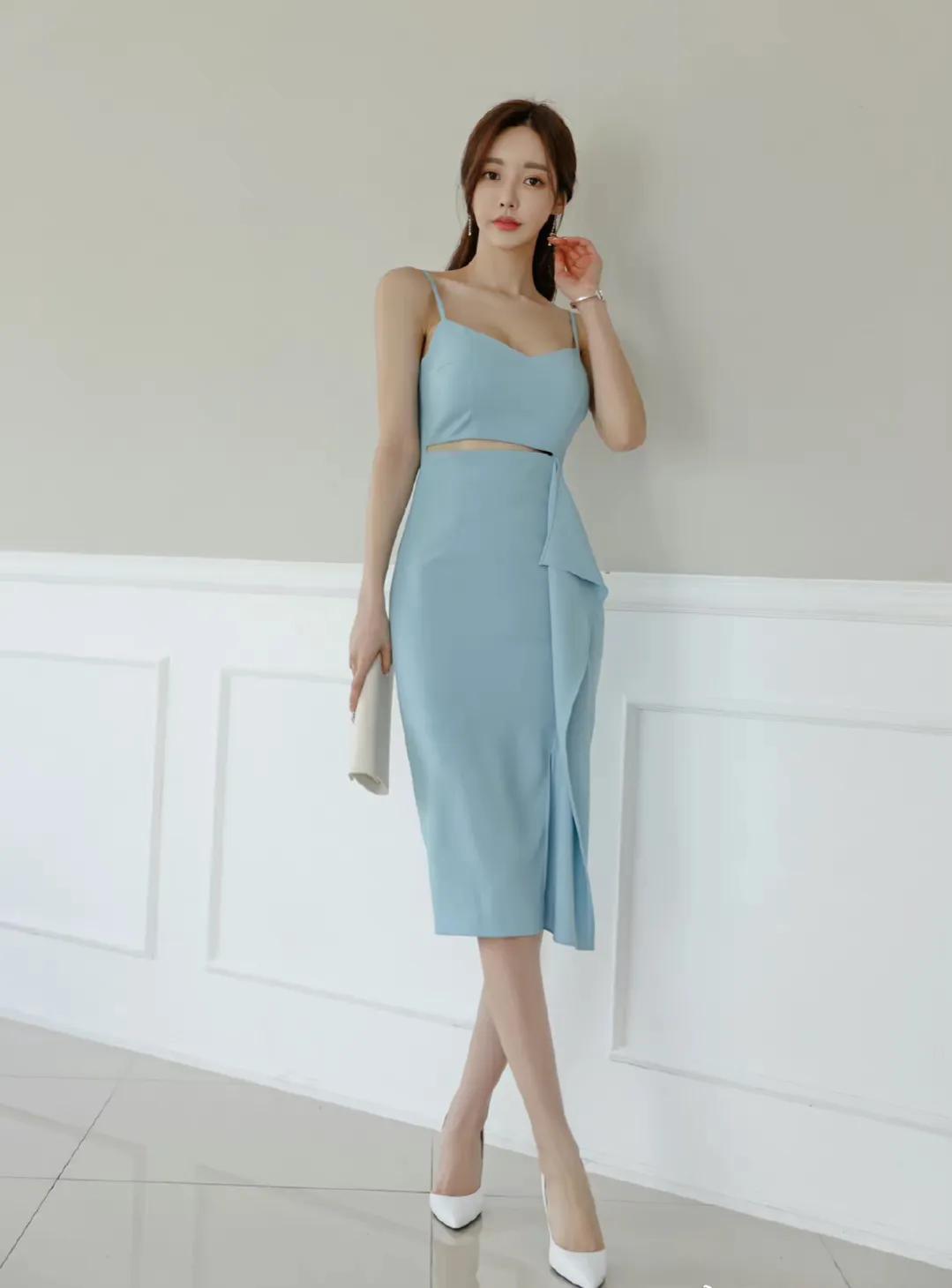 孙允珠白色透纱仙女裙,孙允珠橘色吊带露背长裙