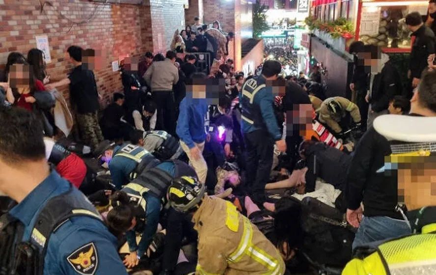 鍞愪集铏庣殑鐪熷疄浜嬩欢,姣斾簹杩攼鍒硅溅浜嬩欢鍚庣画