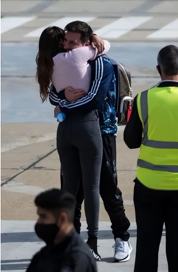 梅西有多专情,伊涅斯塔梅西自律