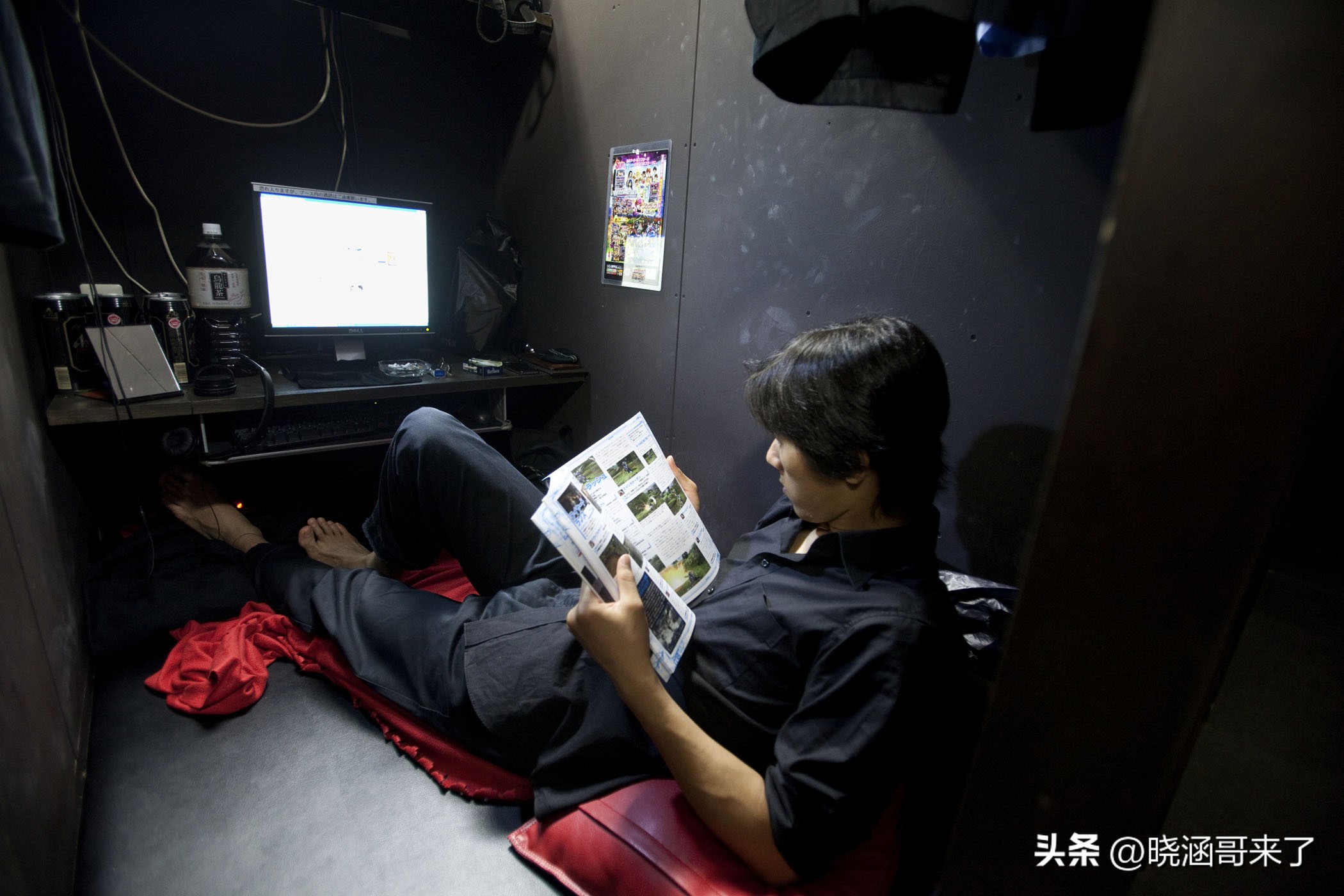 日本网吧难民一个月网费,日本网吧难民