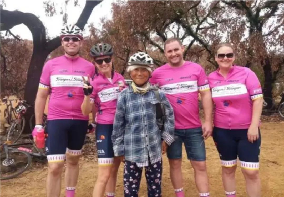 退休女人骑行,退休女性重启人生