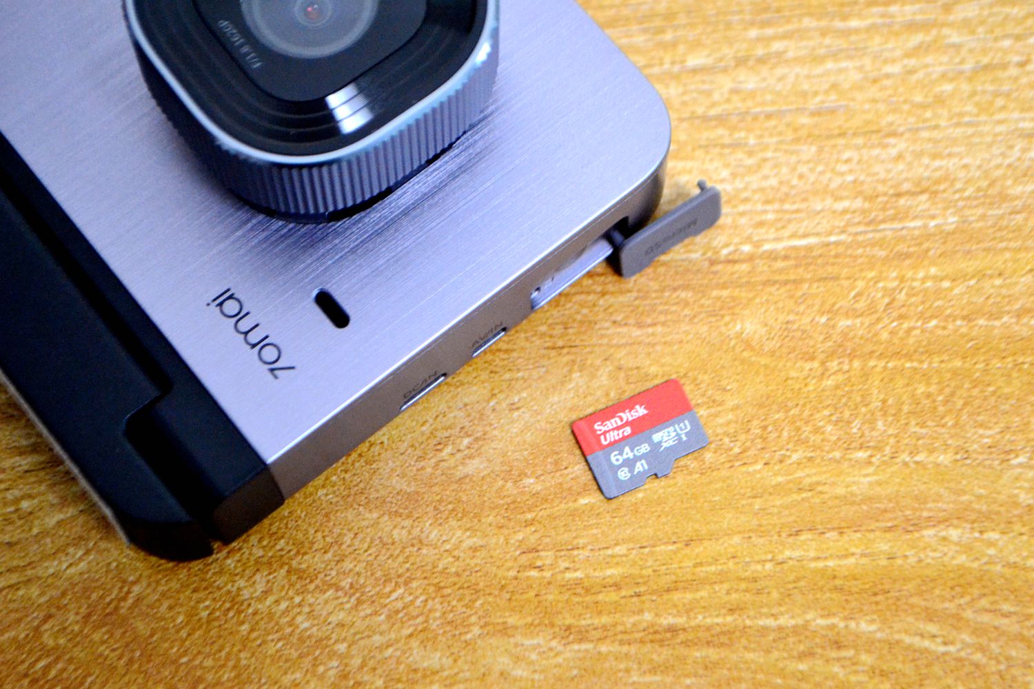 出乎意料！原来行车记录仪一直都装错了，老司机安装70迈聊聊真相