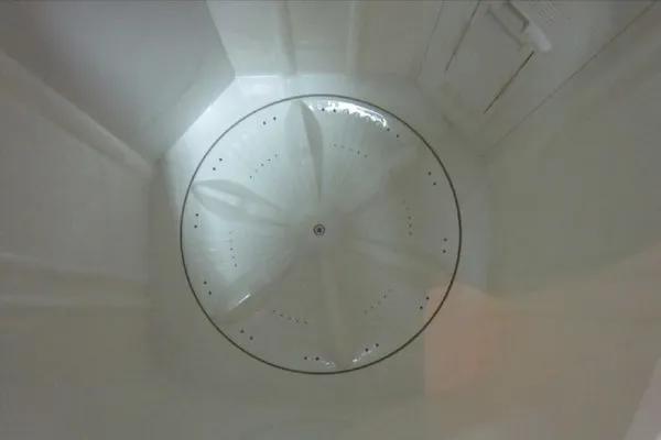 土方法清洗洗衣机,清洁洗衣机小妙招清洗旁边的塑料