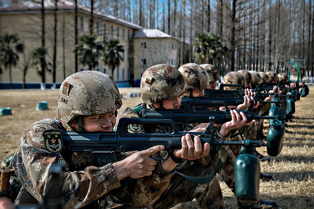军营一周工作安排,军营一日生活制度时间表