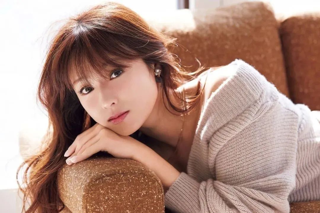 石原里美深田恭子新剧,石原里美深田恭子共同点