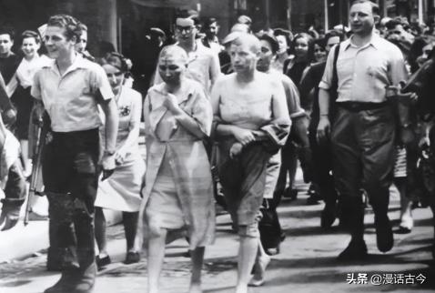 *光脱**犹太人女人衣服，集体*杀屠**，老照片再现变态的纳粹德国！