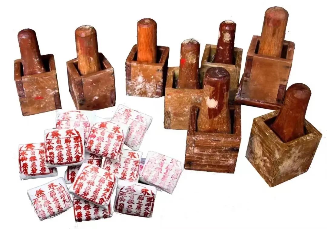 双洋南洋水仙在洋作者：詹鄞森