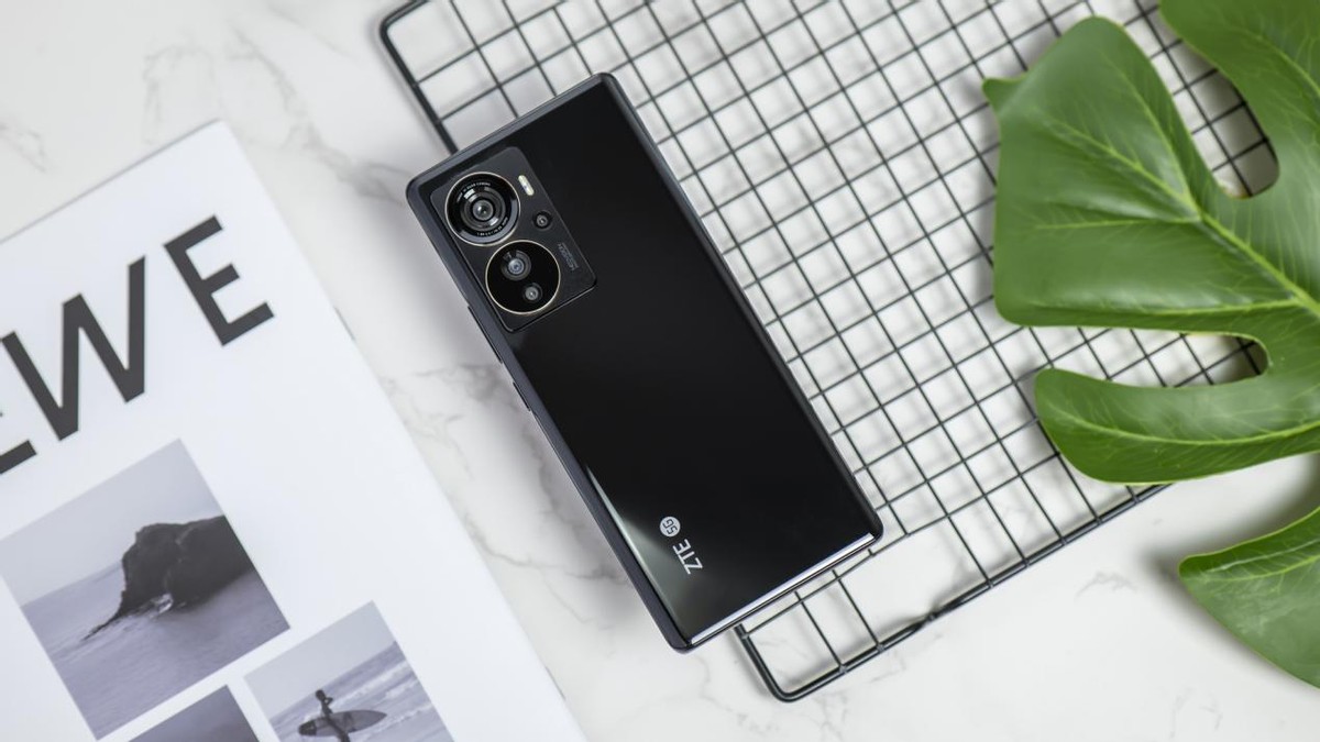 中兴axon40ultra和一加10pro哪个好,中兴axon40ultra与努比亚z40pro