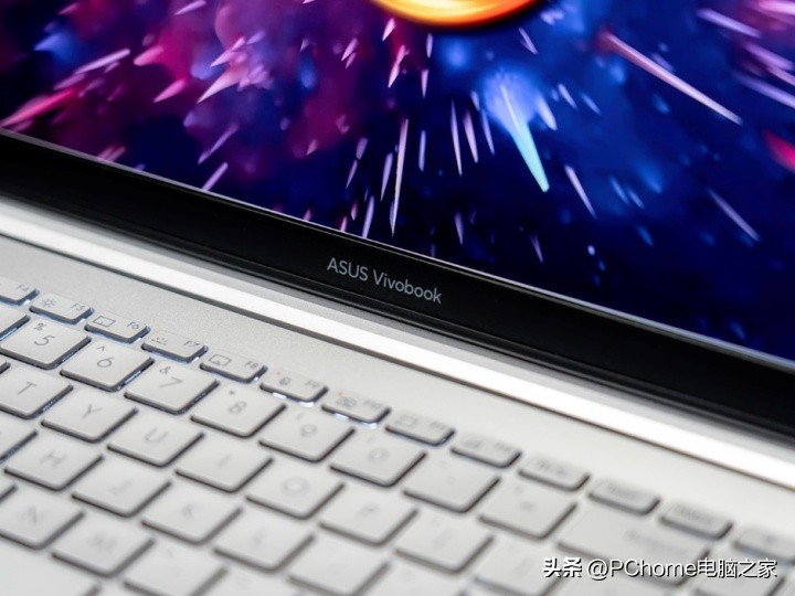 华硕无畏pro15锐龙版屏幕测评,华硕无畏pro15锐龙版屏幕60hz