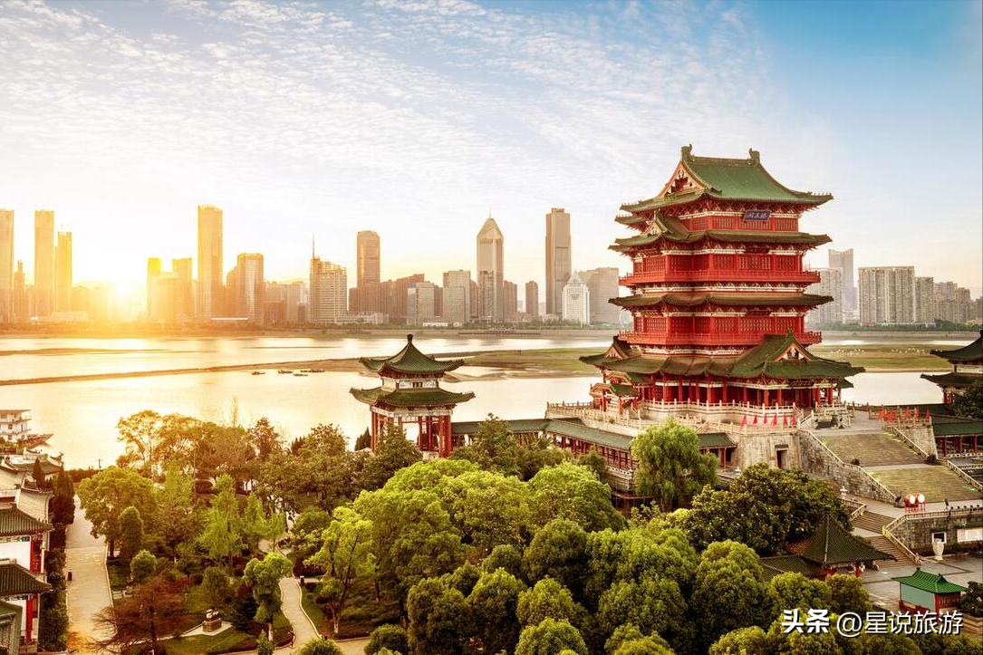 黄鹤楼滕王阁岳阳楼蓬莱阁哪个高,黄鹤楼岳阳楼滕王阁鹳雀楼都在哪