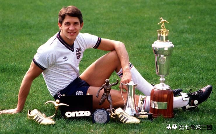 世界杯c罗和梅西的进球,世界杯历史上进球最多的球员是谁