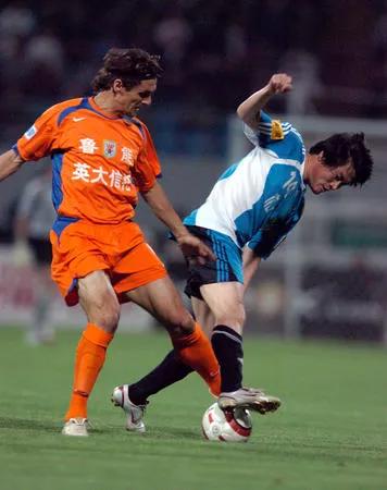 重温赛事-沈青补赛班古拉眼球遭重创，2006年中超联赛（第13轮）