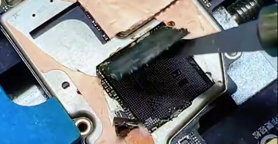 小米11pro突然死机开不开机,小米11突然不开机出英文