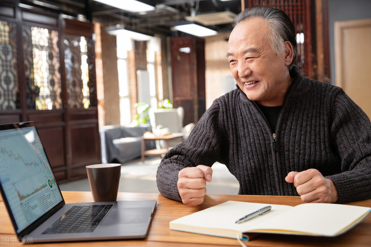 延迟退休还有必要继续交社保吗,8090后延迟退休后现状