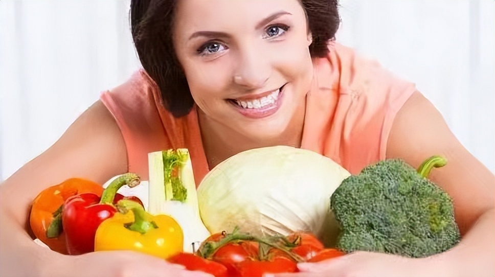 为什么有些女生一碰爱情就心乱,有的女人一碰就笑这是什么原因