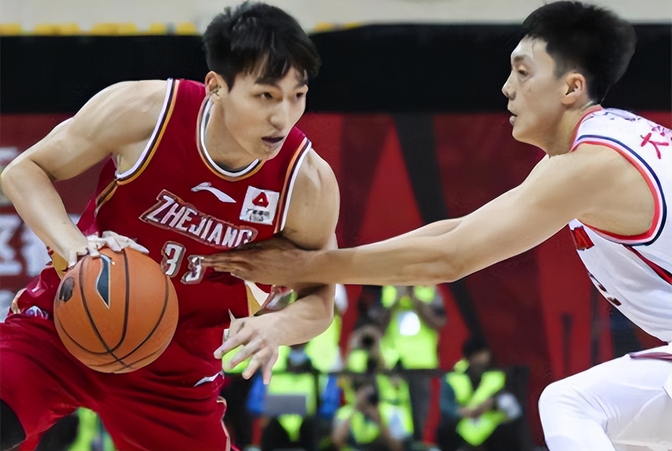 中国男篮历届12人大名单,中国男篮12人比赛大名单公布