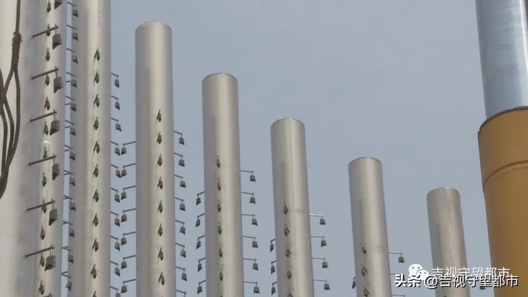 世纪广场21根巨柱被拆除,世纪广场21根柱子被拆除