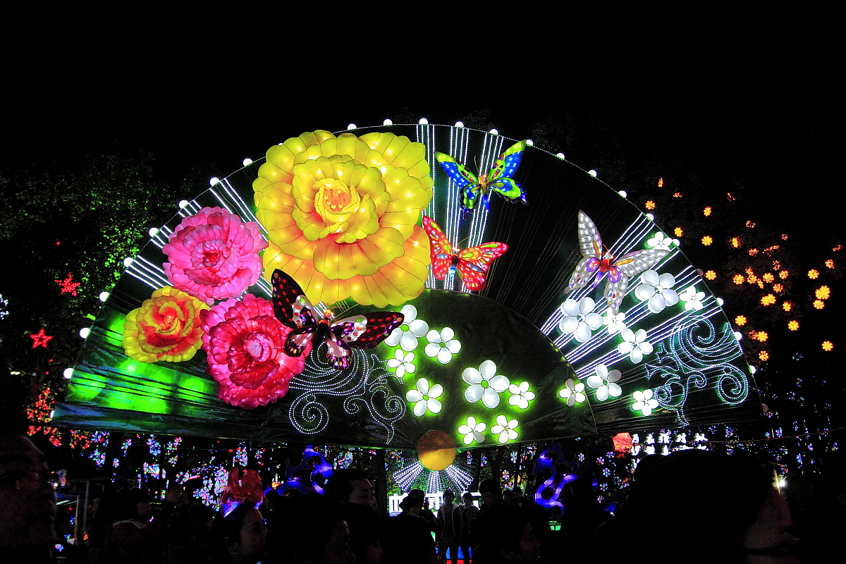 花灯彩灯介绍,大型花灯彩灯制作材料