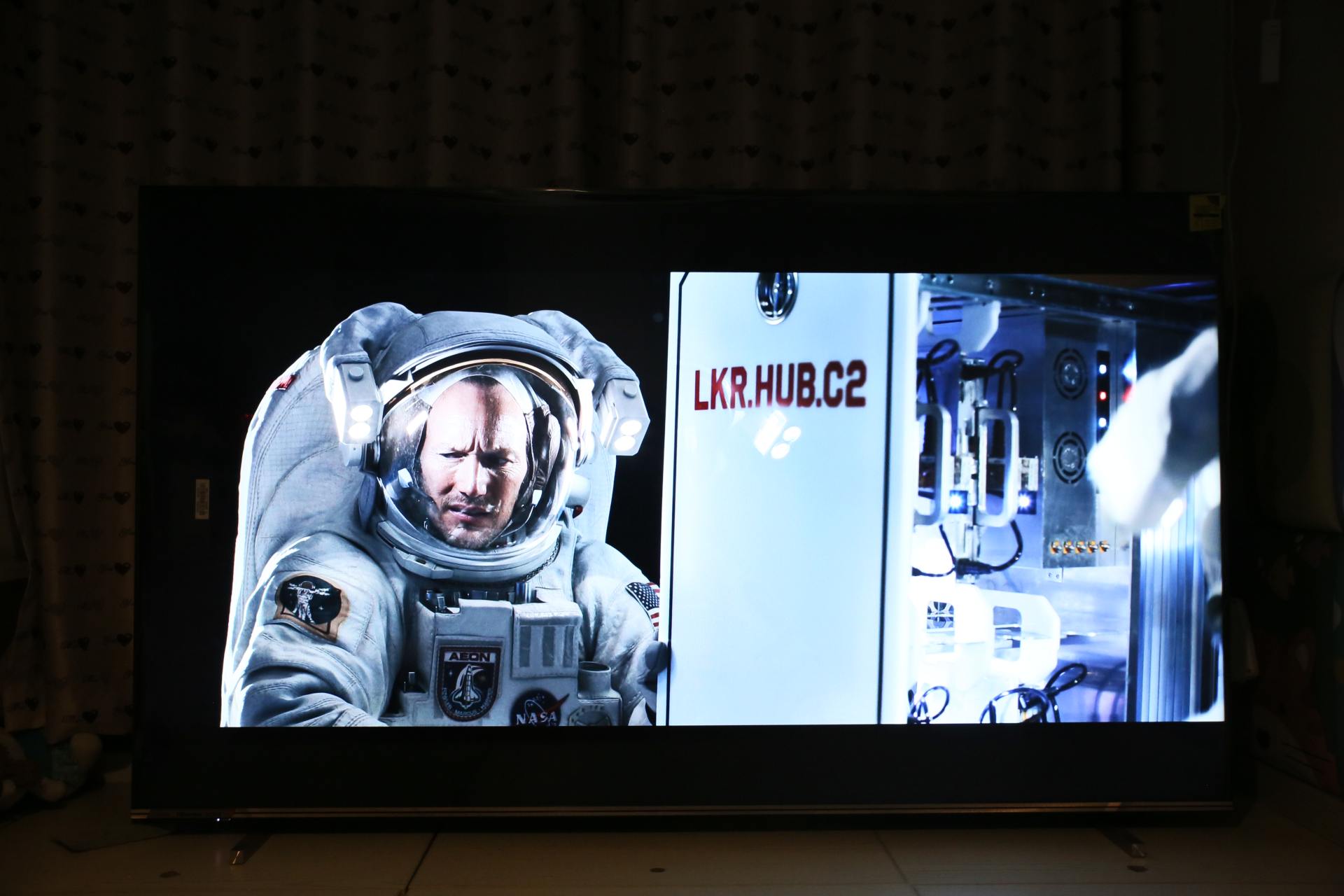 海信u8h75寸电视评测,海信电视最顶尖的型号