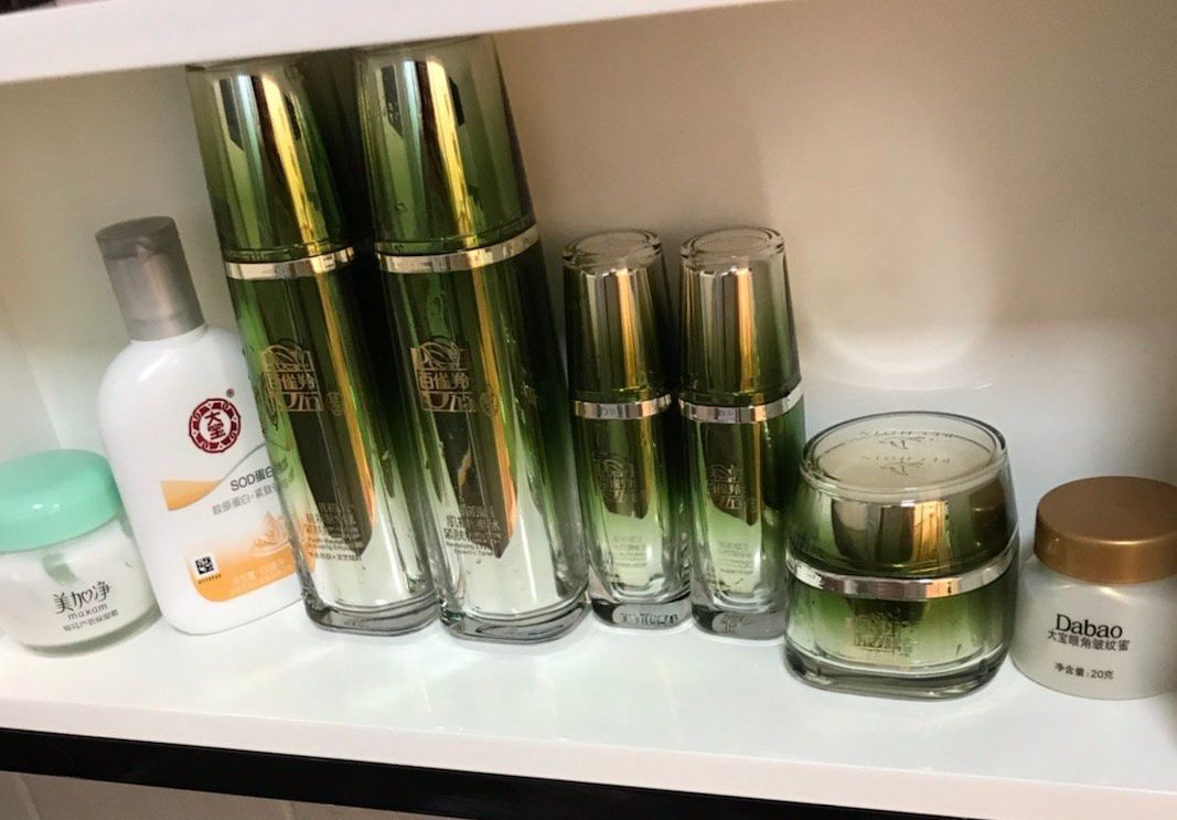 大宝对比百雀羚,大宝和百雀羚哪个好