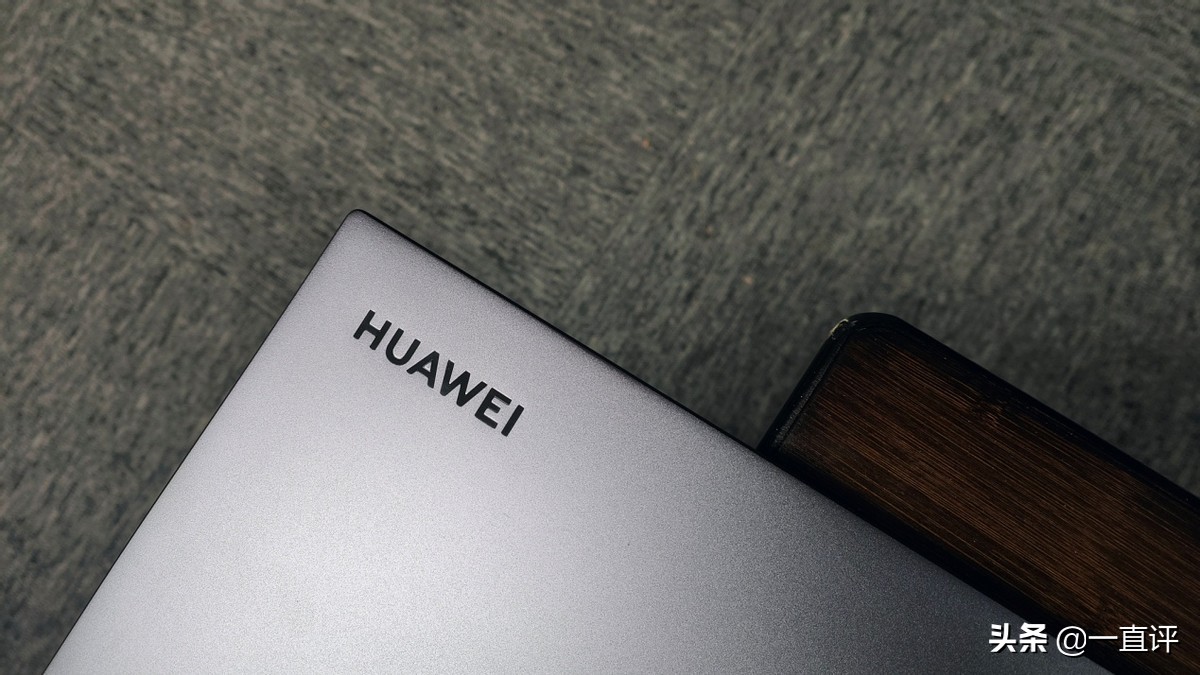 matebookb3420,鍗庝负matebookb3-420鍥捐В