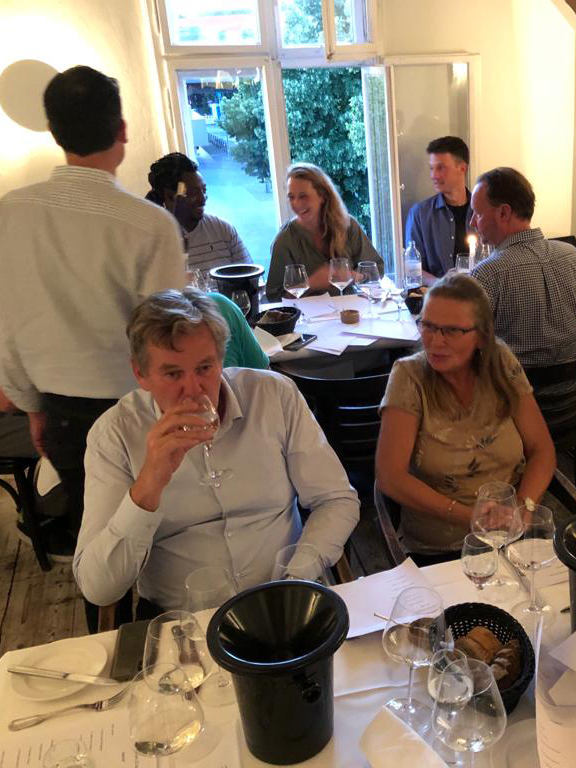 张裕葡萄酒文化活动,张裕70年传承创新和国际化