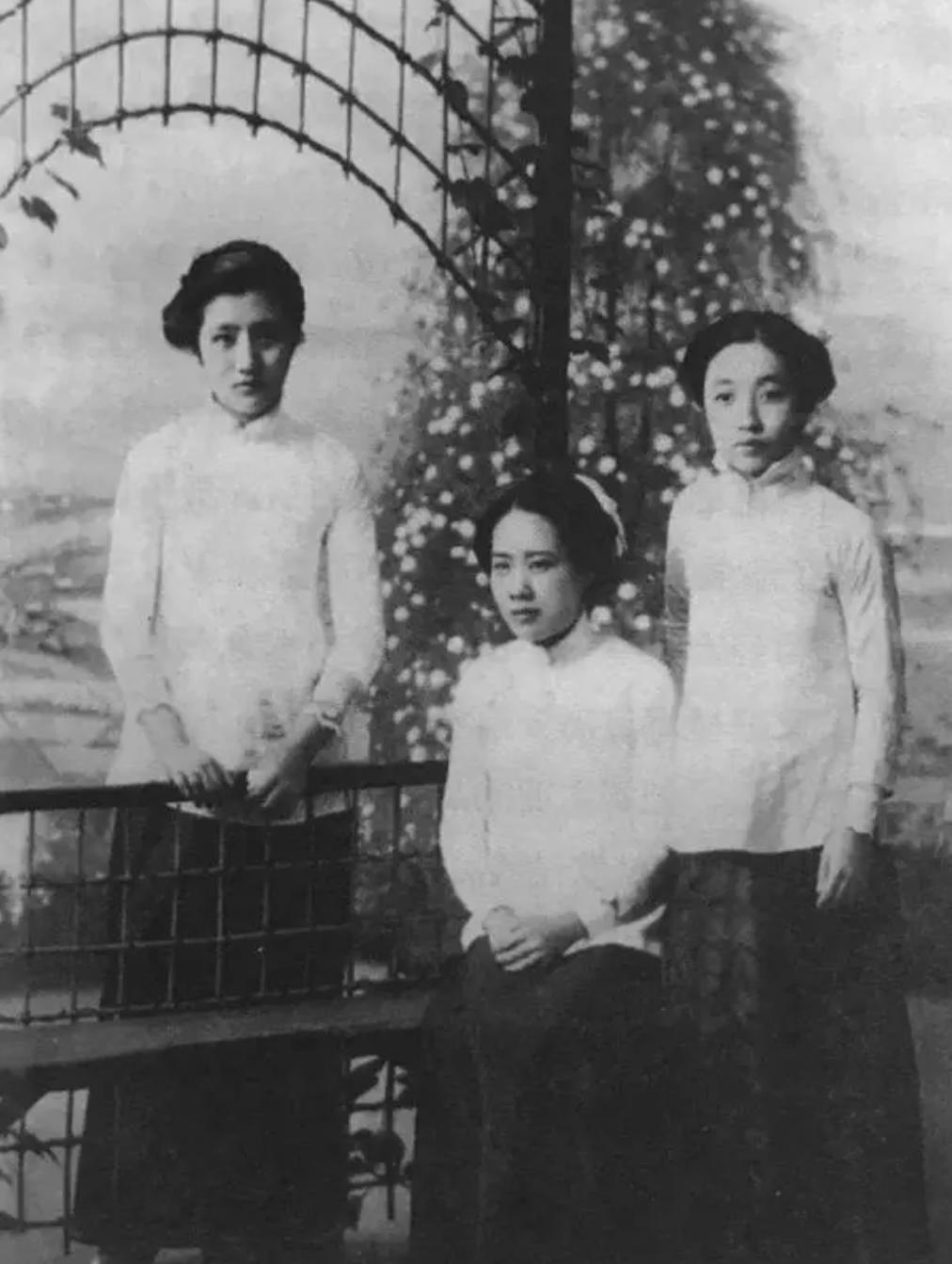 从歌女到业界大亨，锦江饭店创始人有多厉害？杜月笙来吃饭要排队