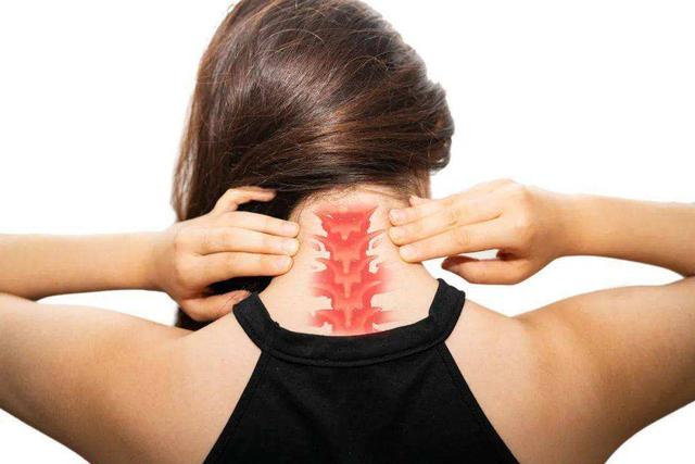 早上起床手指麻木不能动是怎么了,起床后手指僵硬发麻是什么原因