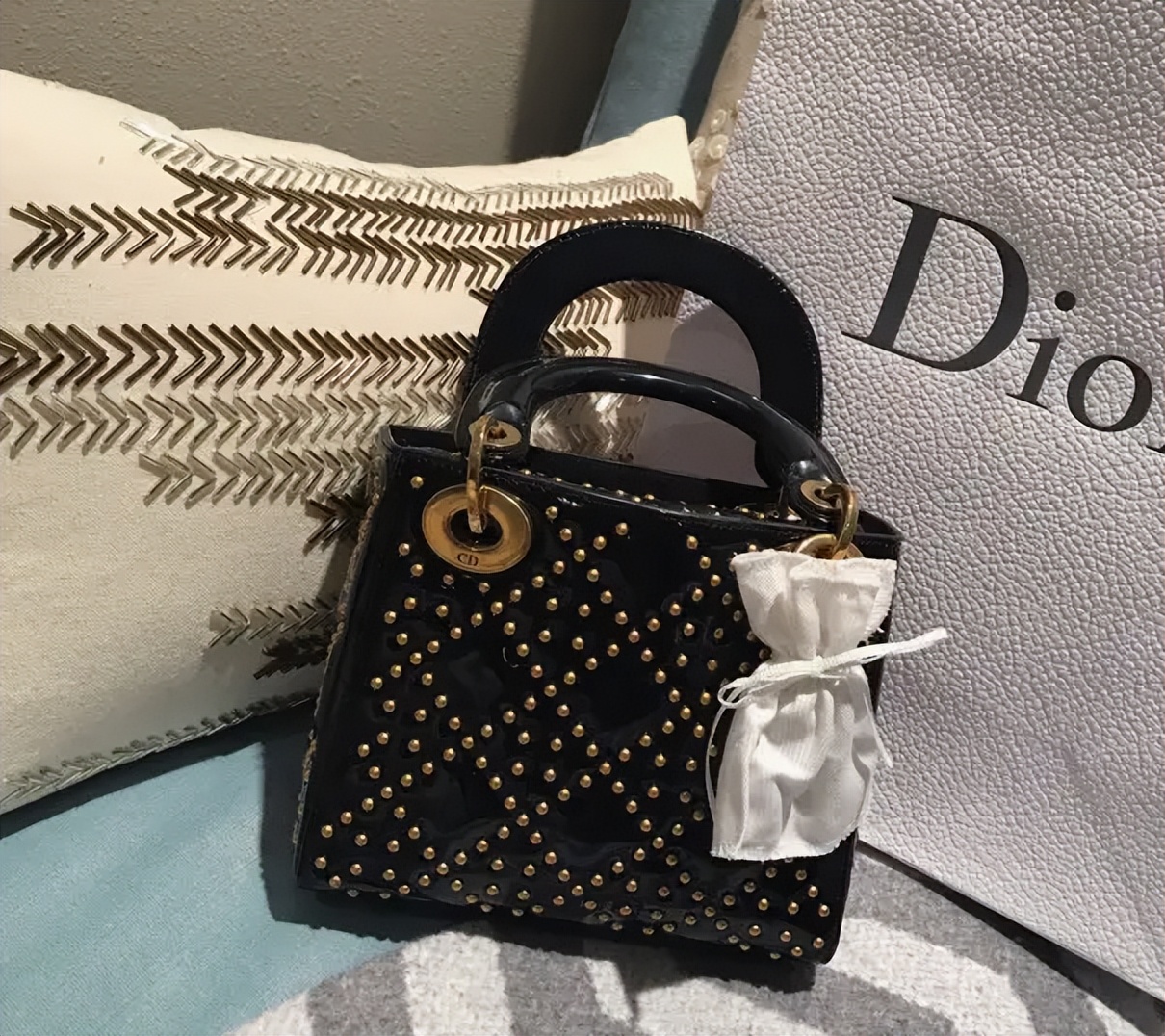 奢侈品丨入手人生第一个奢牌包,你会选择哪个品牌?