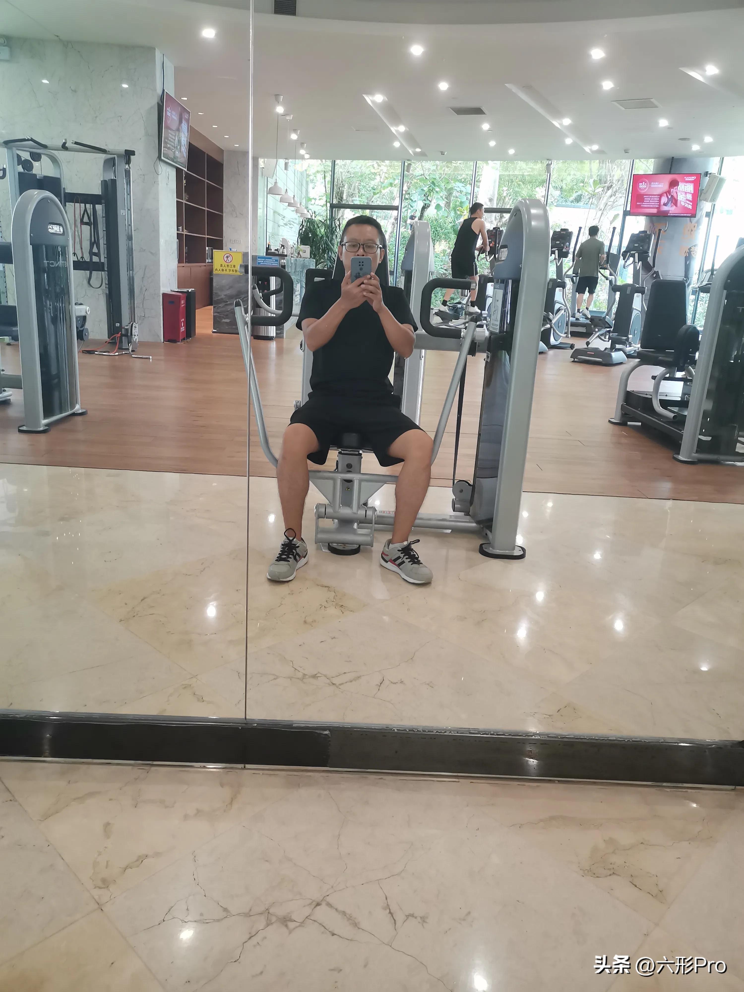 健身房力量训练器械有哪些,健身房器械入门全套