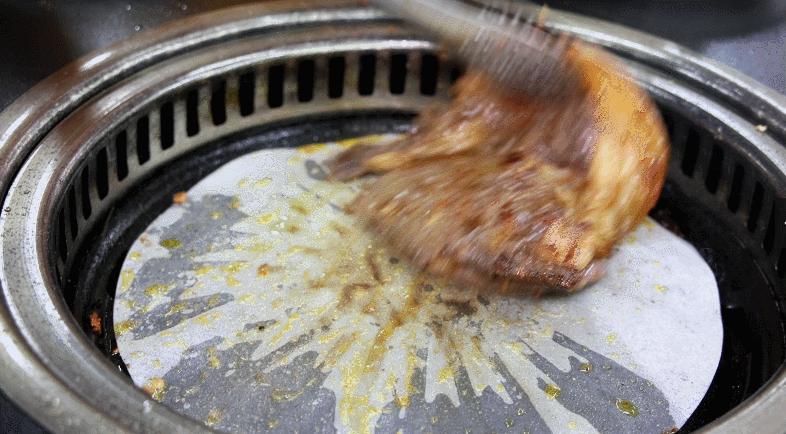 跨越三千公里！上过人生一串的「齐齐哈尔烤肉」，落户蜀都万达