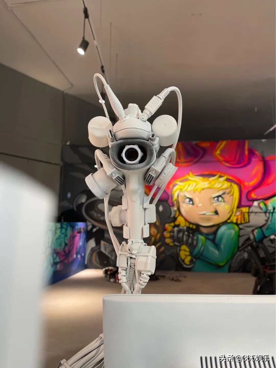 广州首个公共潮玩艺术空间、LEVVV乐赢潮玩艺术空间正式揭幕