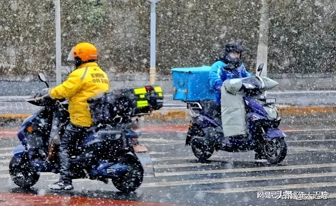 送外卖兼职一个月能赚多少钱,兼职送外卖一个月能赚多少钱