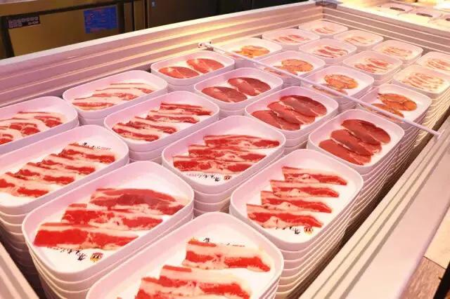 假牛肉被查,自助餐用假牛肉违法吗