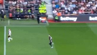 富安健洋远射破门,亚洲第一后卫富安健洋状态