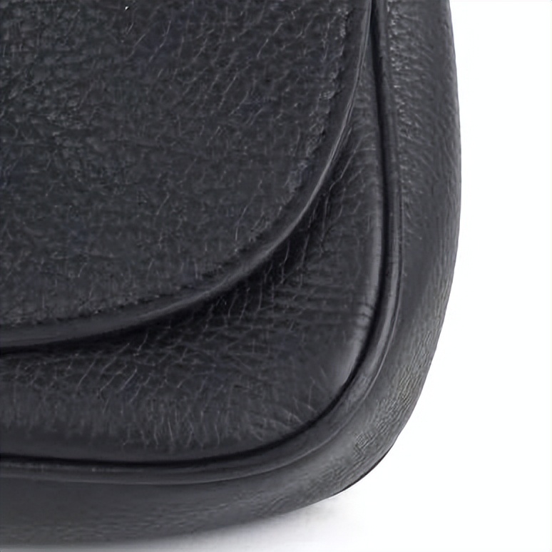 为什么有的人月薪几千还有车有房,为什么有人挣几千还买几万的包