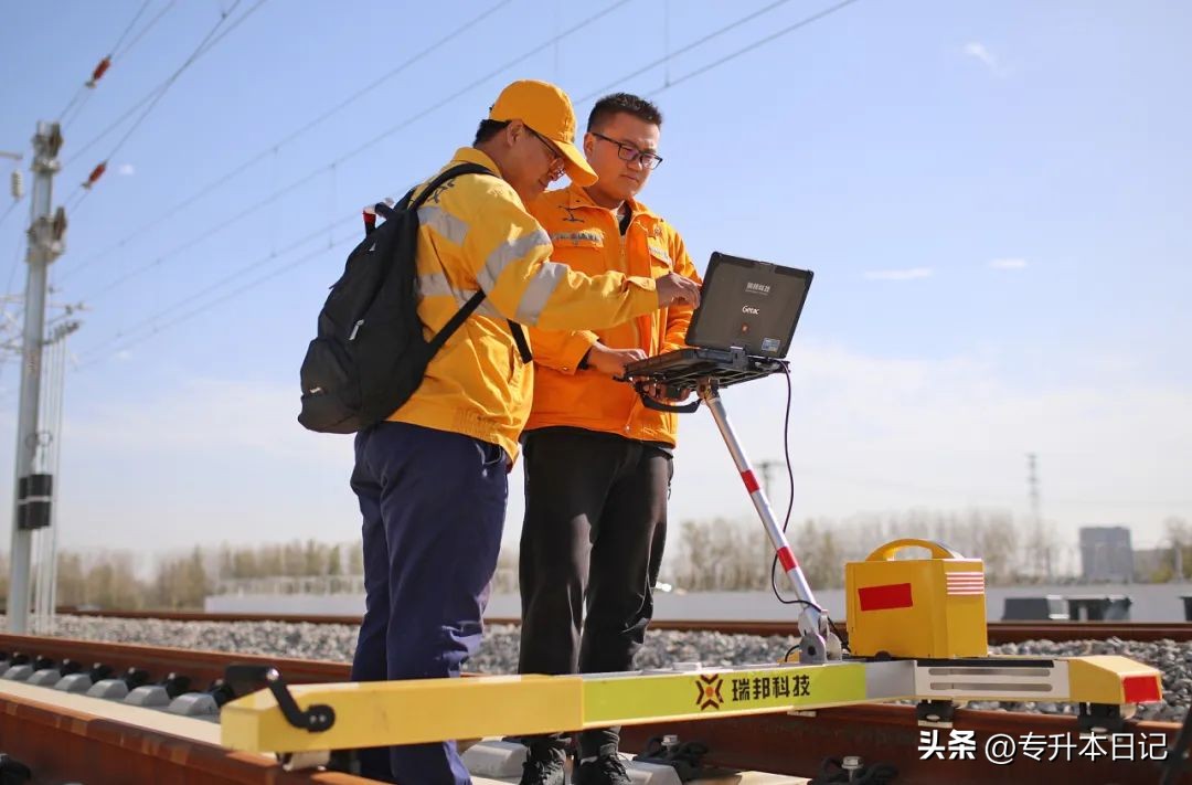 专科专业工资最高的专业排行,本科十大高收入专业排行榜