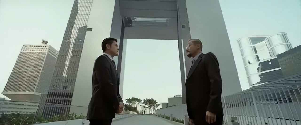 无间道另外一个版本结尾,无间道三部里面最出彩的人物