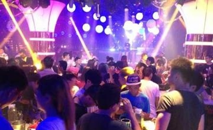 酒吧真实的生活写照,酒吧夜店的生活方式