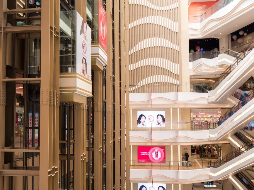 支持30倍光学变焦的便宜相机,支持0.5变焦广角拍摄视频的手机