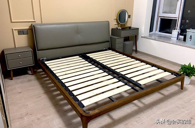 1.8米圆床和1.8米大床哪个大,1.8米的大床好还是1.5的床实用