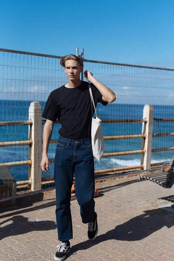 什么样的男生穿高腰裤好看,高腰裤怎么搭配最好看男