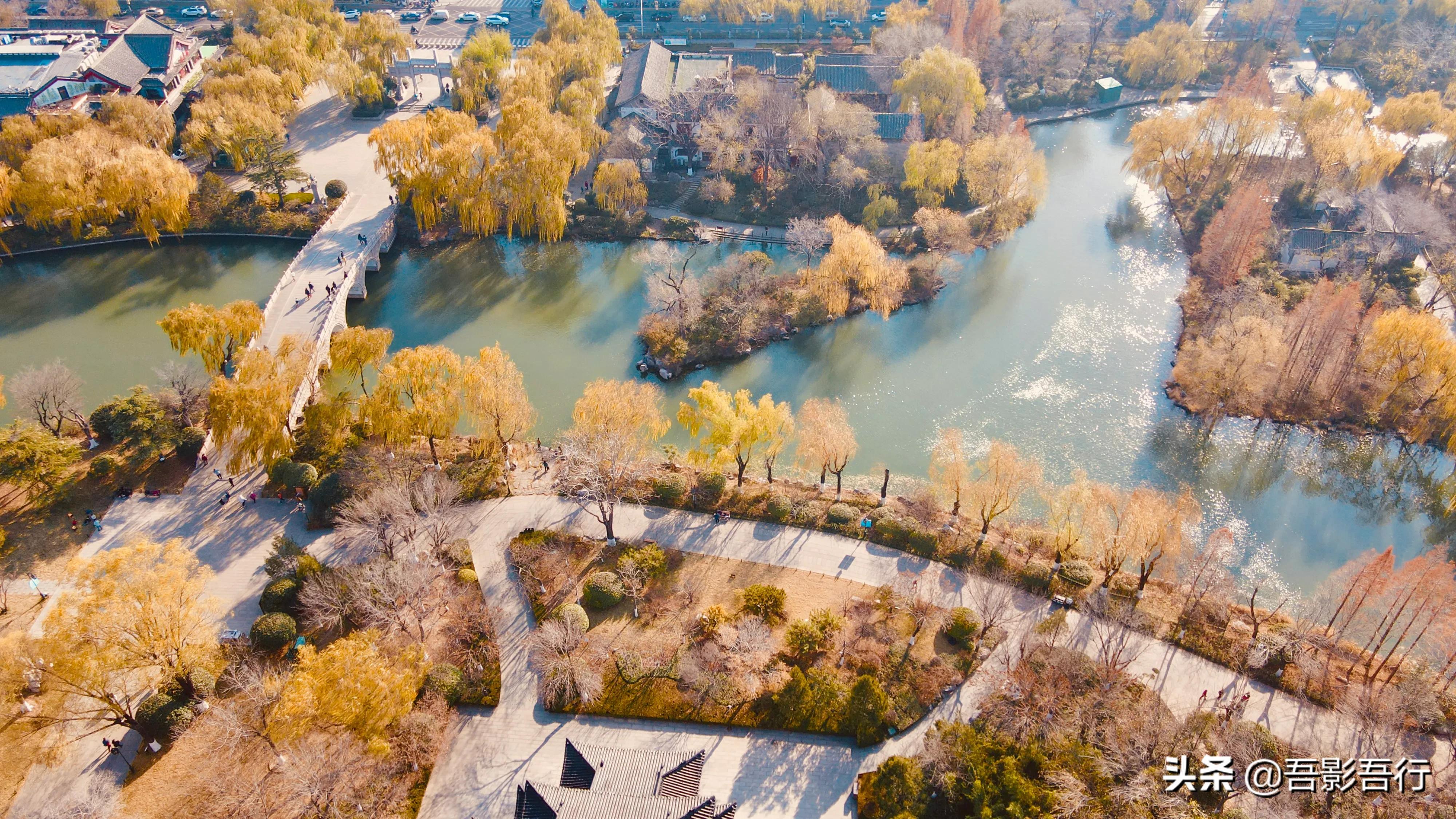 济南大明湖秋冬图片高清,初春大明湖美景图片