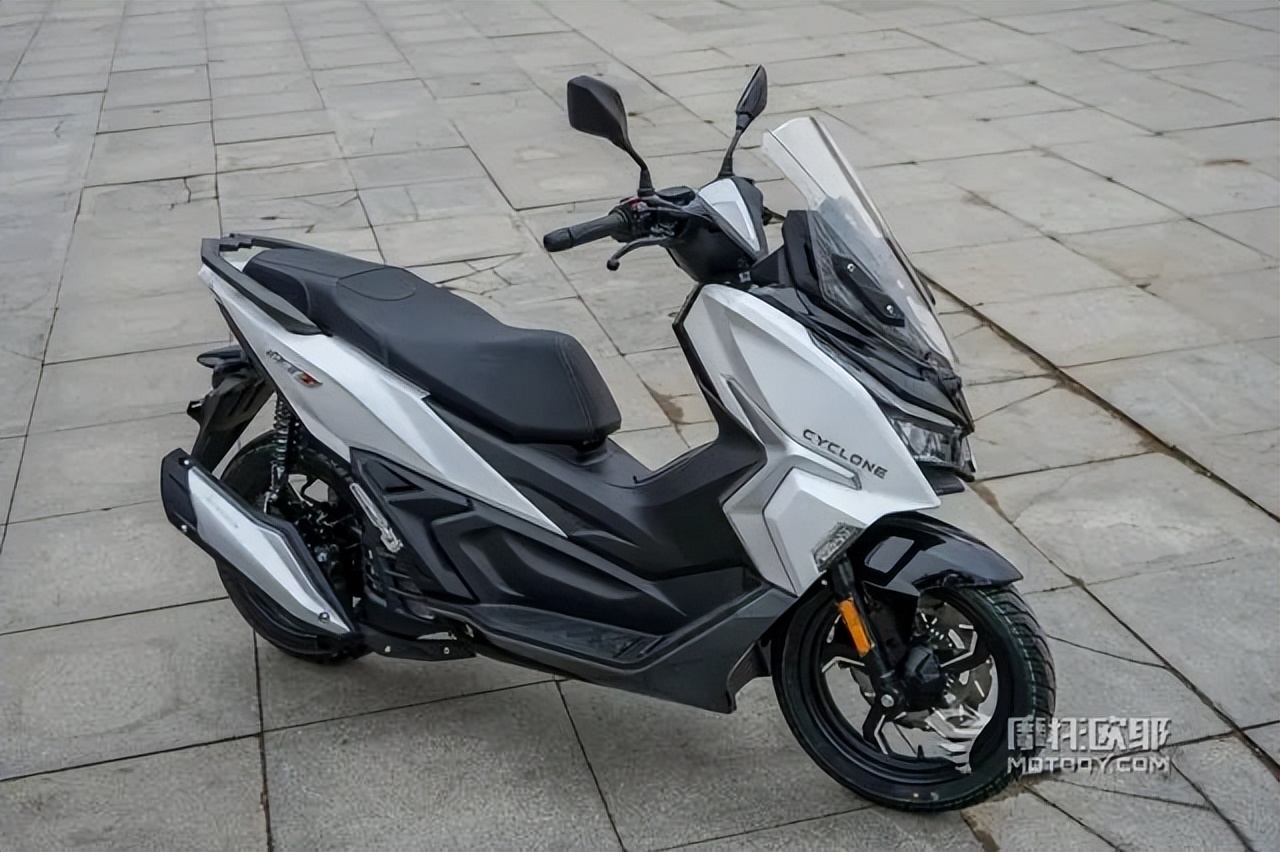 赛科龙rt1真实感受,赛科龙rt1深度测评多少排量