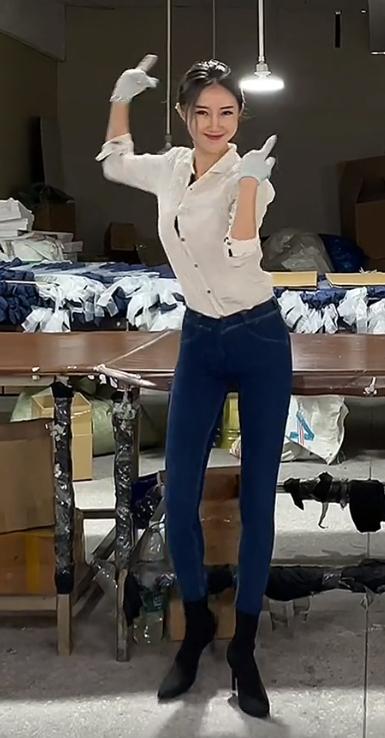 鍘傝姳杞﹂棿璺宠垶璧扮孩鍚哥矇鐧句竾,鍘傝姳鍚哥矇鐧句竾鐧讳笂澶