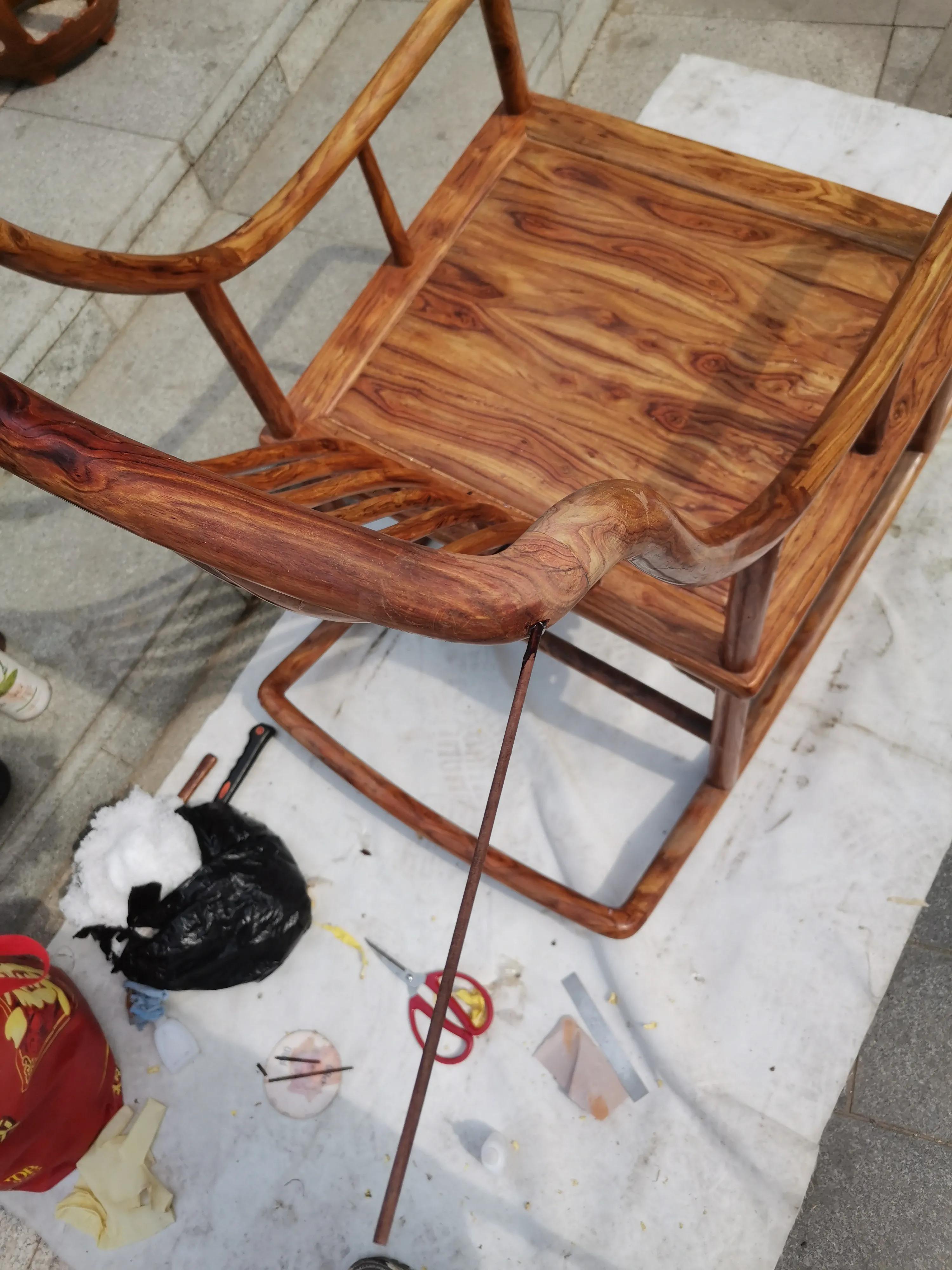 如何修复损坏的椅子,摇晃椅子的修复方法