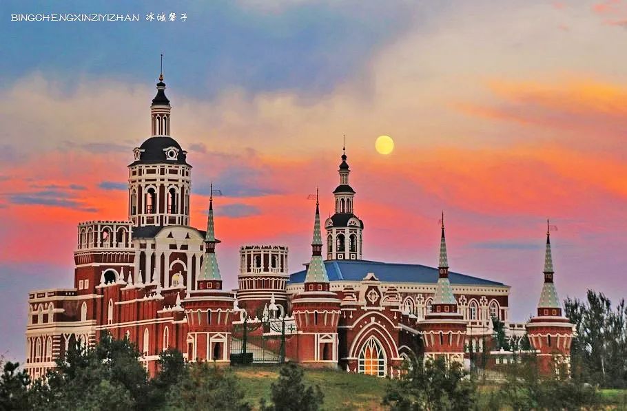 伏尔加庄园最佳观赏期,夏日必去伏尔加庄园十大打卡地