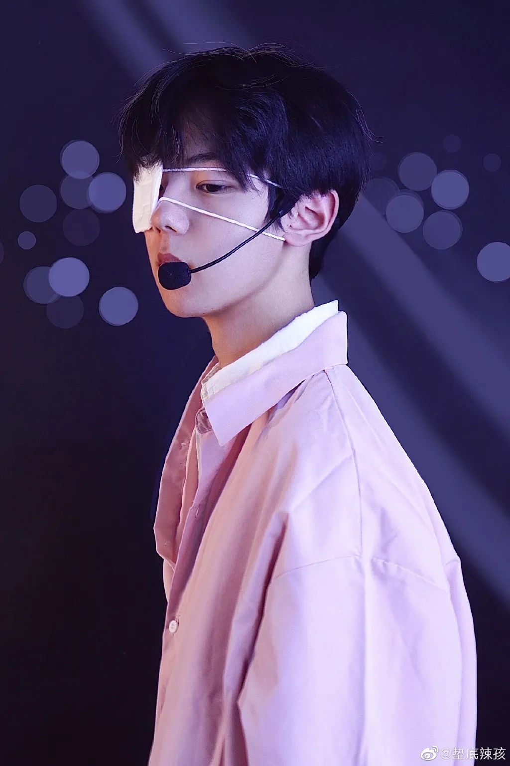 女生的p图技术有多强大,再一次感叹网红的p图技术