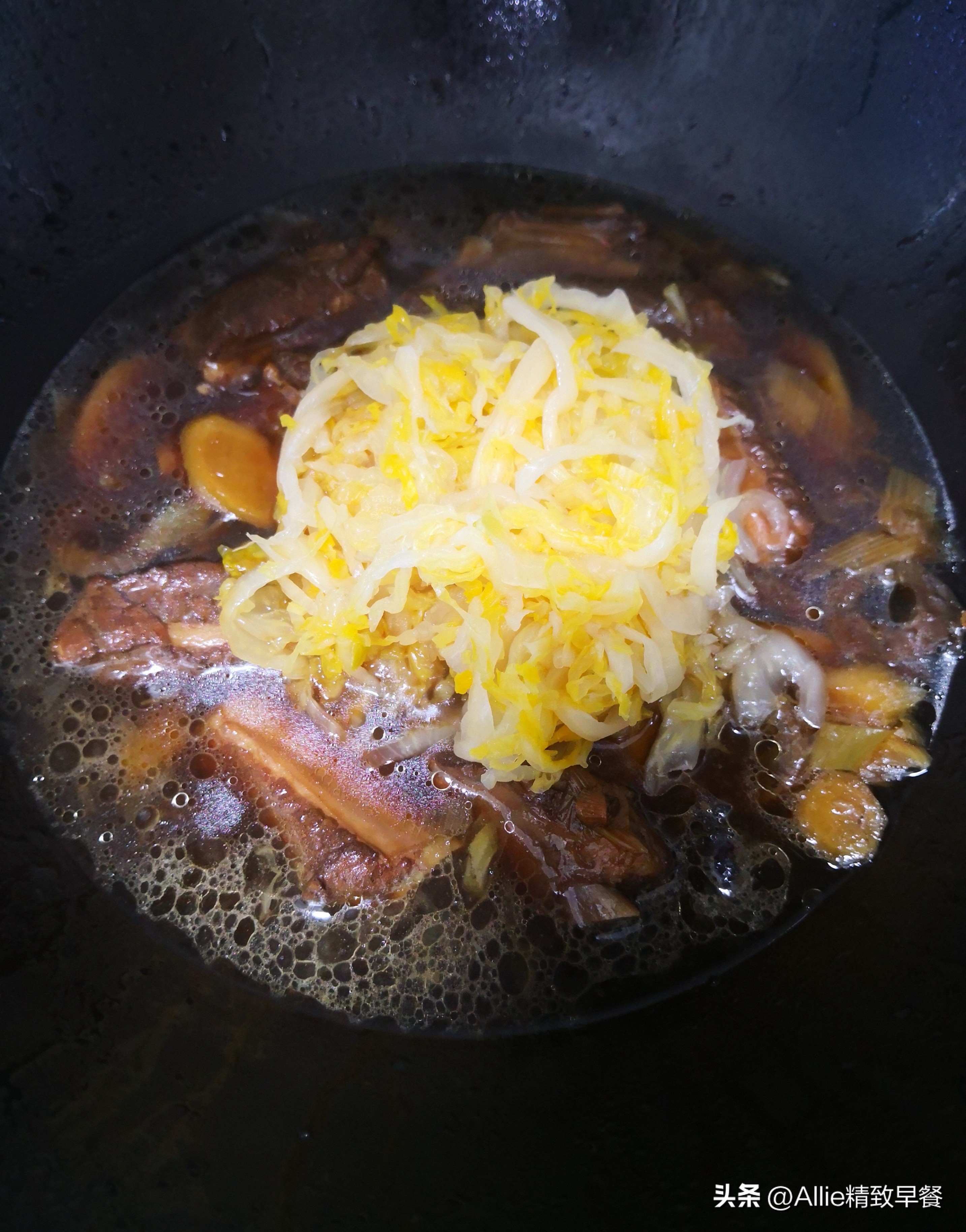 排骨软烂脱骨补钙美味全家人喜欢,软烂脱骨的酥香排骨的做法